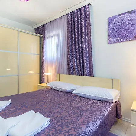 Holiday home 4 Bedroom In Perci *