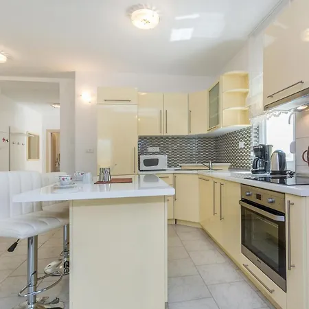 Four-bedroom In Perci